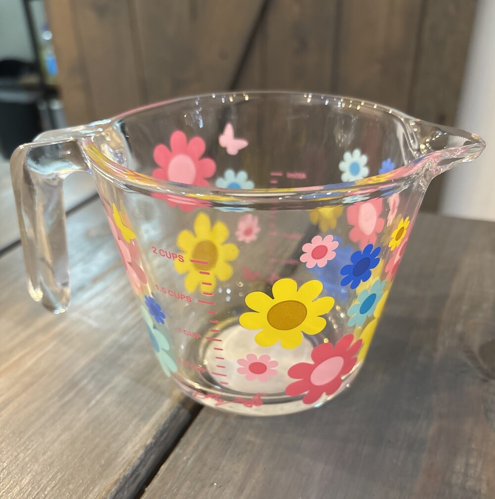 DOLLY PARTON 2 Cup Glass Measuring Cup Summer Floral Collection 🦋🦋🦋